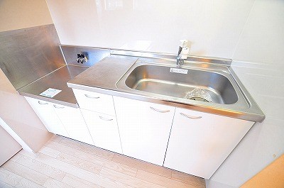 ラディエ足原 キッチン