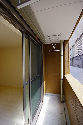 コンフォルト城野駅前  ベランダ