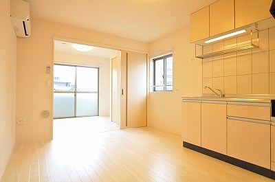 ル・ヴァン・リブレ  リビング