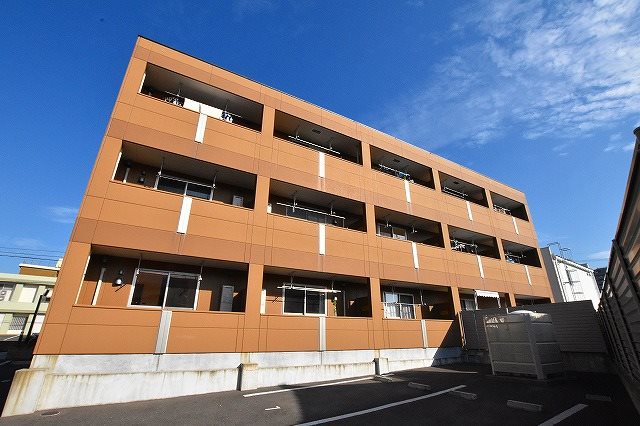 フルーリールアン    202号室 外観