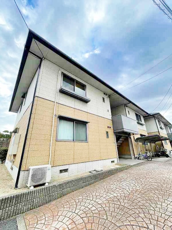 ユニゾン上富野　A棟  101号室 外観