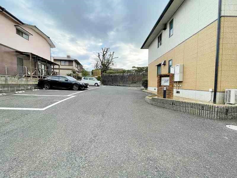 ユニゾン上富野　A棟  その他外観1