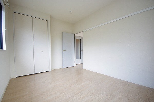 フィオーレⅠ　Ｂ棟　  ベッドルーム