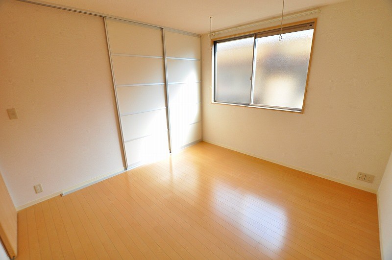 シャーメゾン長尾　 ベッドルーム