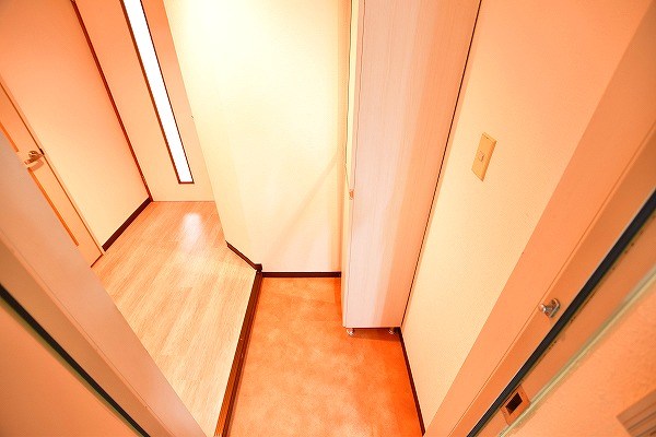 エステート企救  玄関