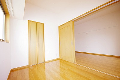 サンシャインマリンズ井堀 ベッドルーム