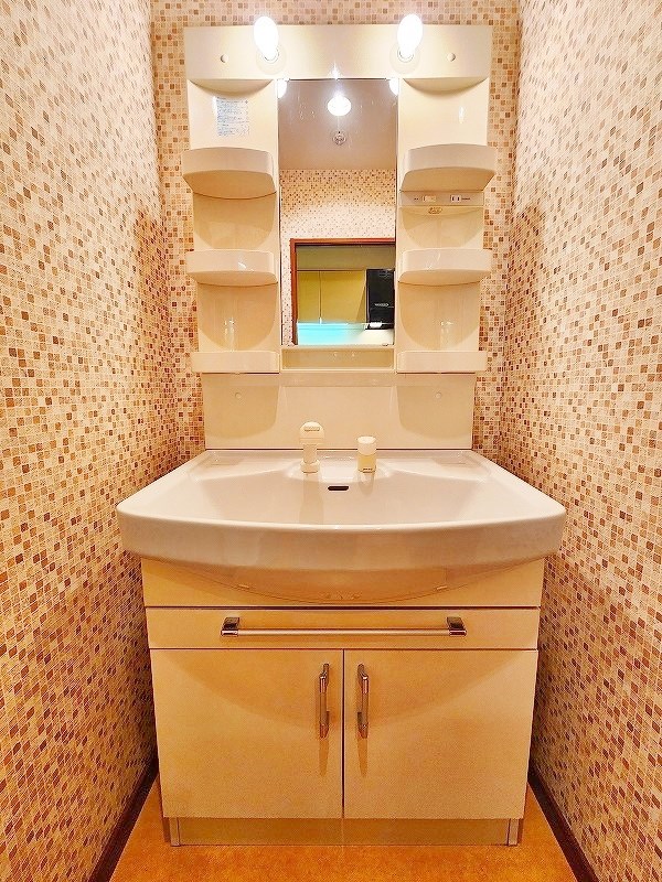 カーザミア その他1