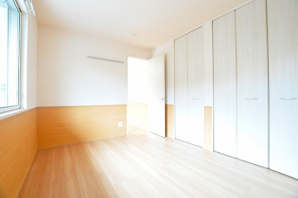 サニーイースト ベッドルーム