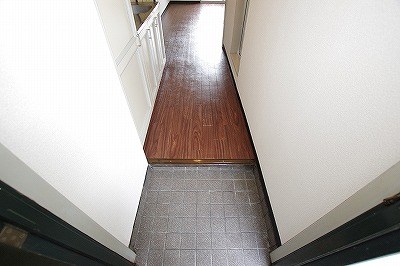 ロイヤル葉山    玄関