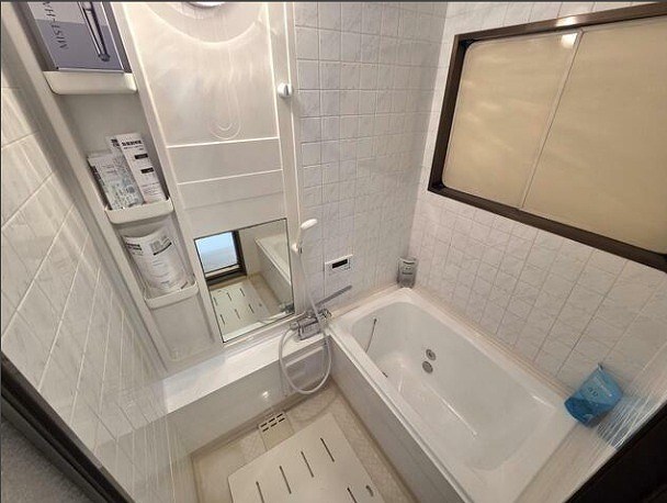 La Dolce Vita Yahata West Hills V（ラ・ドルチェ・ビータ ヤハタヒルズⅤ） 風呂画像