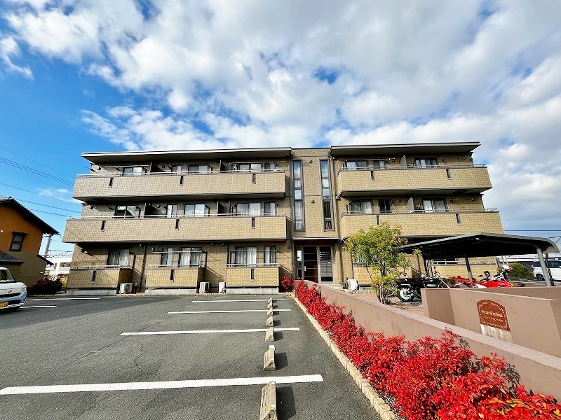 グレイストレビナ赤坂 202号室 外観