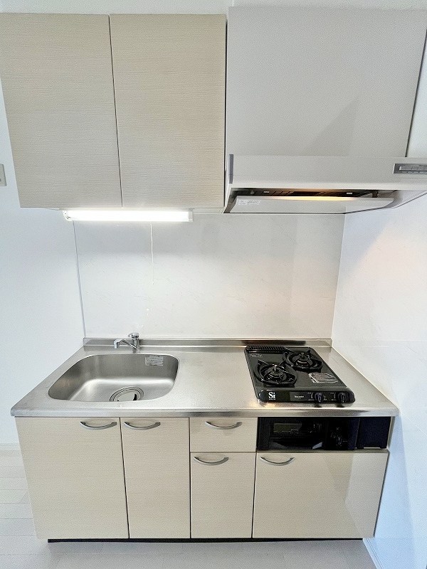 THE　SQUARE・Suite　Residence（ザ・スクエアスイートレジデンス） キッチン