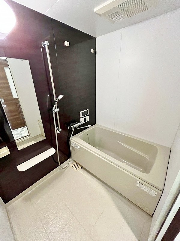 THE　SQUARE・Suite　Residence（ザ・スクエアスイートレジデンス） 風呂画像