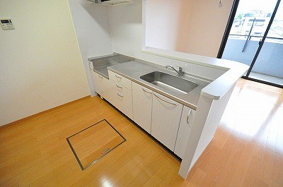 ルネス到津の森  キッチン