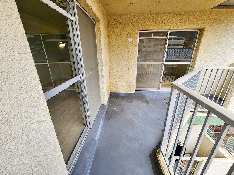 フェルト14  ベランダ