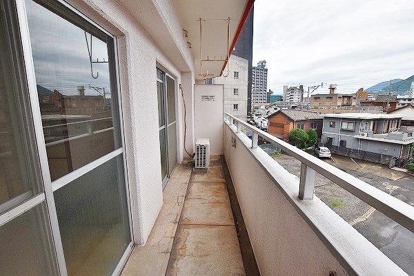 コンプレート中津口 ベランダ