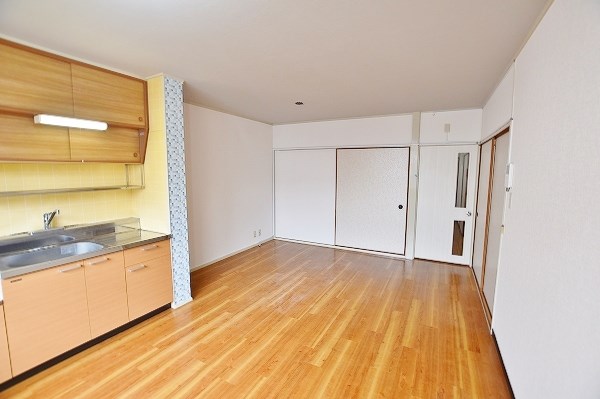 フェールブリエ片野 リビング