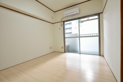 角田ビル片野新町  ベッドルーム