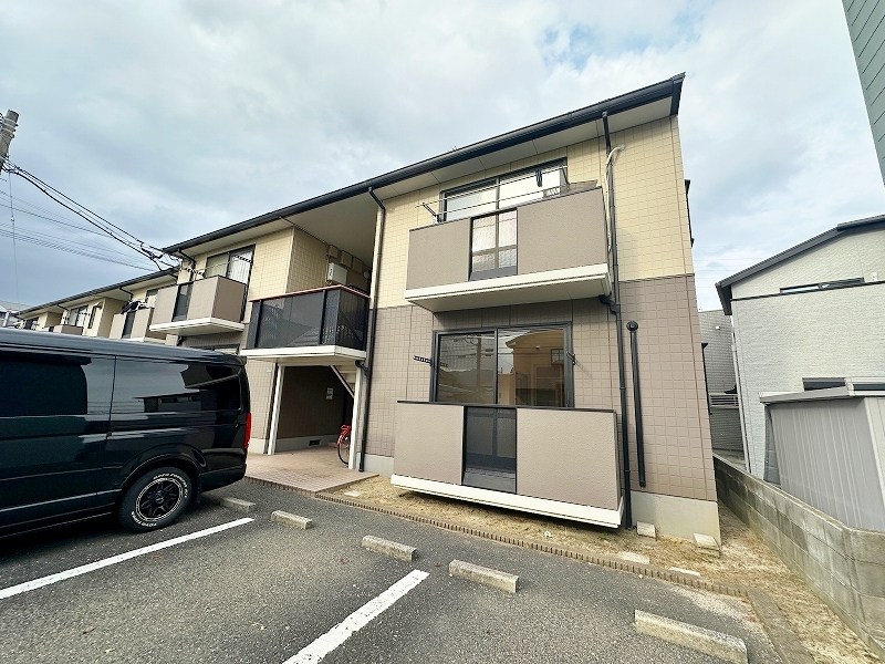 ソルジェンテ南方　Ａ棟   201号室 外観