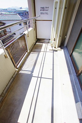ＫＮ２１白銀 ベランダ