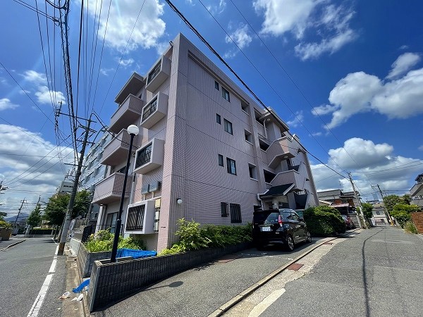 サンヒルズ美萩野 303号室 外観