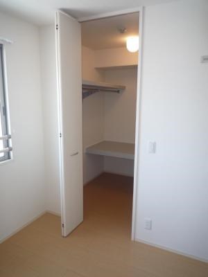 ウィステリア中吉田Ⅲ  その他12