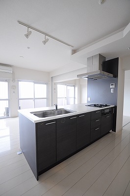 Ｓ－ＦＯＲＴ小倉 キッチン
