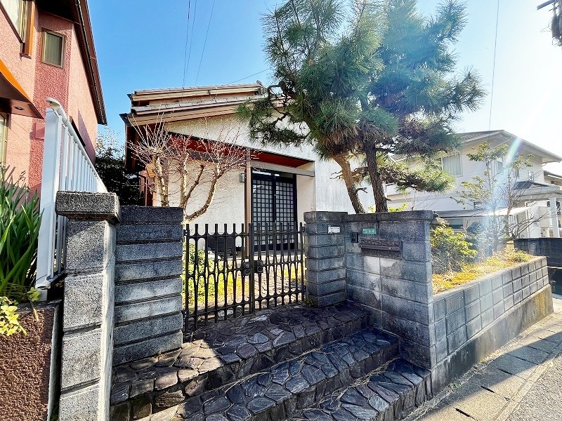 星和台2丁目戸建 外観