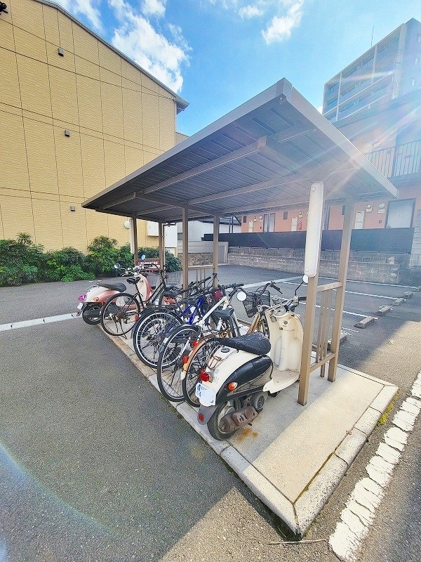 ドゥ　リヴェール その他外観1