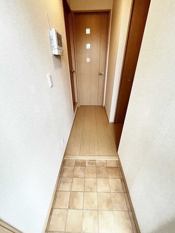 ドゥ　リヴェール 玄関