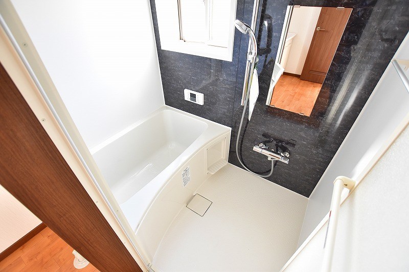 ハイヒルズ下曽根   風呂画像