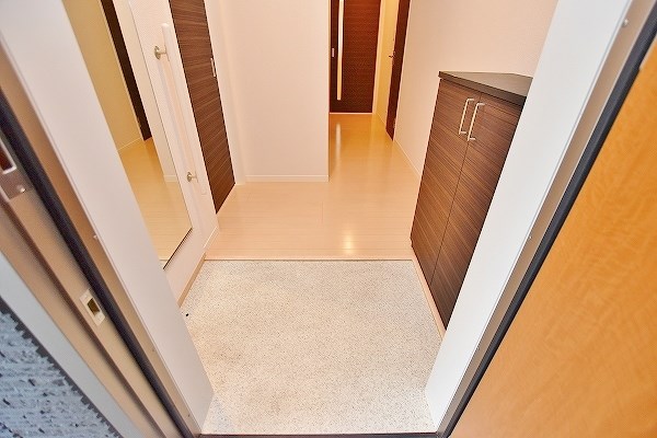 ファブリックモア 玄関