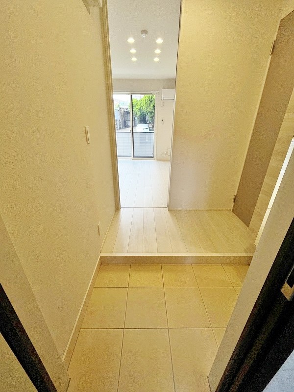 D-ROOM原町  玄関
