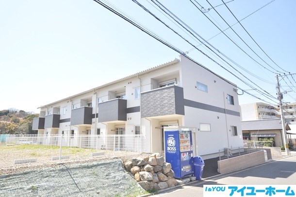 ソレイユひびきの  105号室 外観