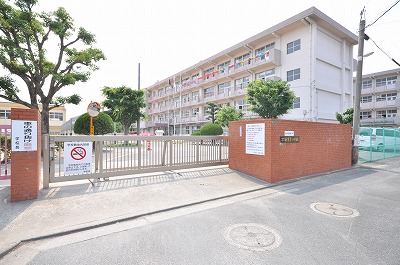 ホワイトキャッスル折尾  周辺画像10