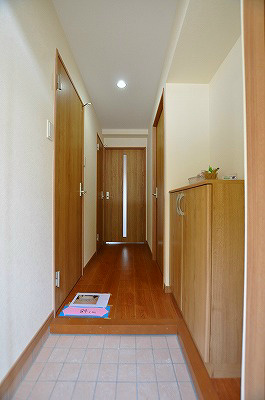 ユーミーシャルマン  玄関