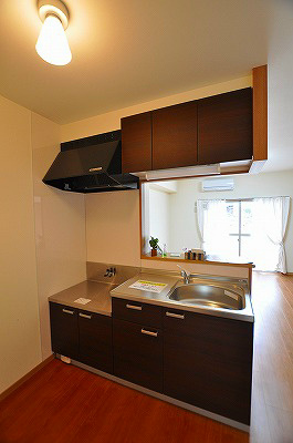 ユーミーシャルマン  キッチン