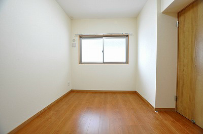 ユーミーシャルマン  ベッドルーム