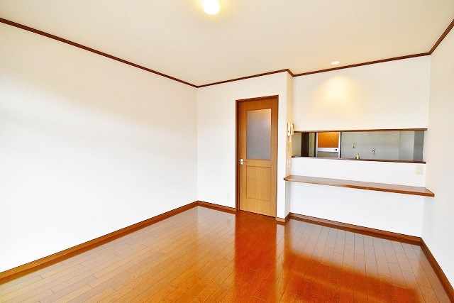 アーバンハイツ瓜生　Ａ棟  リビング