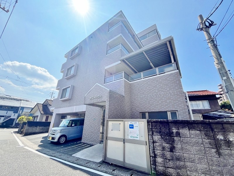 サニーハウス 101号室 外観