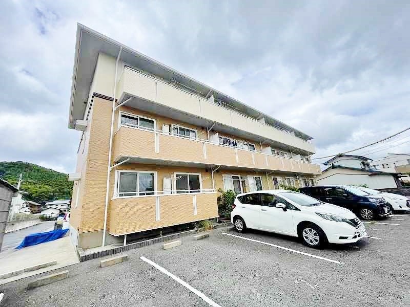 エルクール 301号室 外観