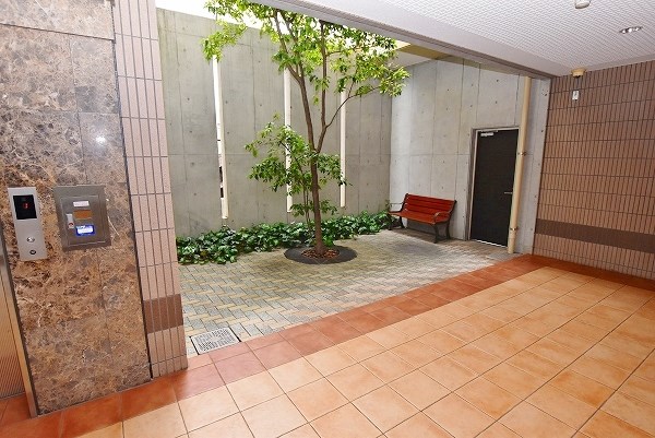 Allons-y（アロンジ） その他外観5