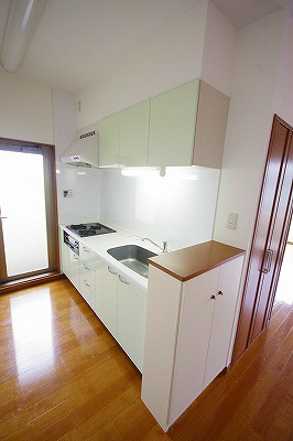 Allons-y（アロンジ） キッチン