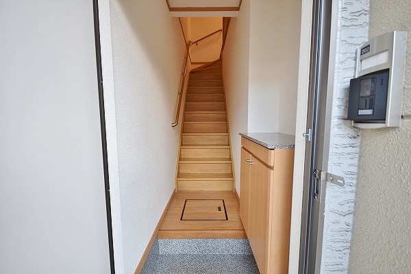 ジャンアヴニールＥ  玄関