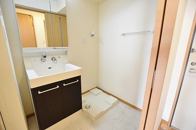 ラ・アヴェニール その他1