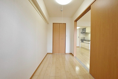 ラ・アヴェニール その他9