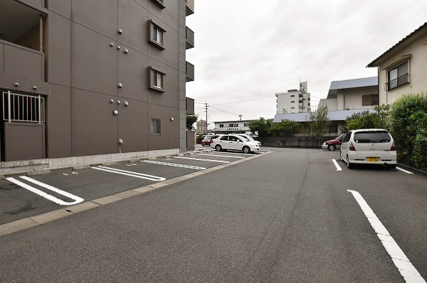 ラ・アヴェニール その他17