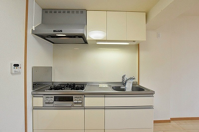 ラ・アヴェニール キッチン