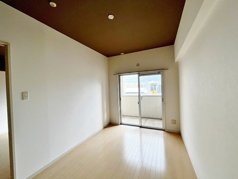 ラフィーネ到津学園通り  ベッドルーム