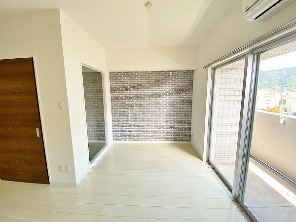 リュシオールレジデンス リビング